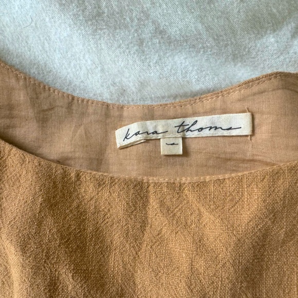 Kara Thoms Bellflower top size S in Straw - Picture 2 of 3